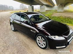Bordowy Używany 2017 Jaguar XF Sportbrake Kombi | 63 800 zł
