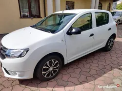 Biały Używany 2015 Dacia Sandero Hatchback | 14 800 zł (Uczciwa cena)
