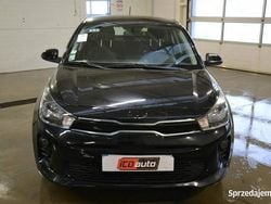 Czarny Używany 2017 Kia Rio Hatchback | 17 200 zł