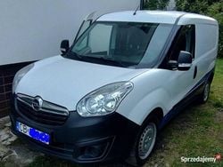 Biały Używany 2017 Opel Combo Minivan | 21 900 zł (Uczciwa cena)
