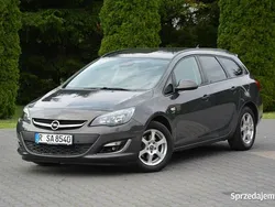 Szary Używany 2013 Opel Astra Kombi | 28 900 zł (Dobra cena)