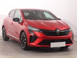 Czerwony Używany 2024 Renault Clio V Hatchback | 73 999 zł (Dobra cena)
