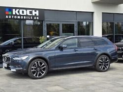 Niebieski Używany 2023 Volvo V90 CC Ultimate Kombi | 225 500 zł (Uczciwa cena)