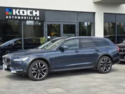 Niebieski Używany 2023 Volvo V90 CC Ultimate Kombi | 225 500 zł