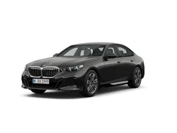 Szary sophisto z brylantowym połyskiem metalizowany Używany 2024 BMW 520 Comfort Edition Sedan/Limuzyna | 249 900 zł (Dobra cena)