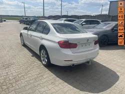 Biały (metalik, perła) Używany 2013 BMW 320 Sedan/Limuzyna | 17 900 zł