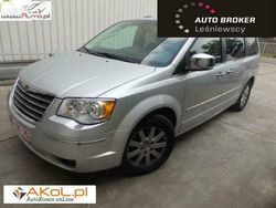 Srebrny Używany 2010 Chrysler Grand Voyager Minivan | 65 300 zł