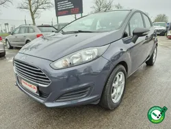 Czerwony Używany 2015 Ford Fiesta Hatchback | 24 900 zł (Uczciwa cena)