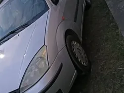 Szary Używany 2004 Ford Focus Kombi | 2000 zł (Uczciwa cena)