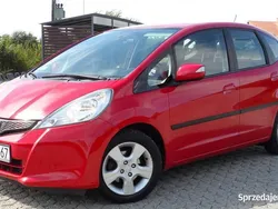 Czerwony Używany 2011 Honda Jazz Hatchback | 22 800 zł (Uczciwa cena)
