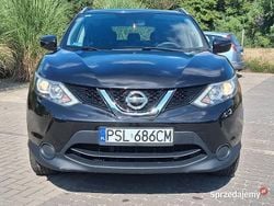 Czarny Używany 2015 Nissan Qashqai SUV | 35 900 zł (Dobra cena)