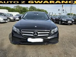 Czarny Używany 2018 Mercedes E220 Sedan/Limuzyna | 87 000 zł (Super Cena)