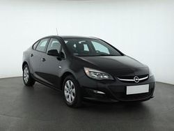 Czarny Używany 2015 Opel Astra Sedan/Limuzyna | 31 499 zł (Uczciwa cena)