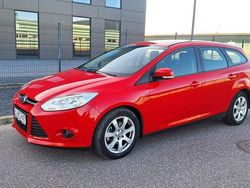 Czerwony Używany 2012 Ford Focus Kombi | 12 400 zł (Uczciwa cena)