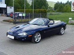 Granatowy Używany 1998 Jaguar XK8 Kabriolet | 49 800 zł