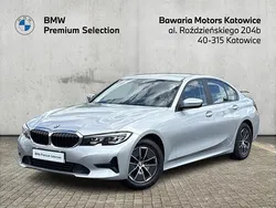 Srebrny glacier metalizowany Używany 2021 BMW 318 Advantage Sedan/Limuzyna | 109 900 zł (Dobra cena)