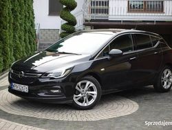 Czarny (metalik) Używany 2015 Opel Astra Sport Hatchback | 38 900 zł (Uczciwa cena)