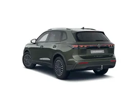Nowe 2025 VW Tiguan SUV | 182 650 zł (Dobra cena)