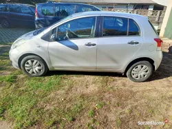 Srebrny Używany 2010 Toyota Yaris Hatchback | 11 000 zł