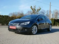 Czarny Używany 2014 Opel Astra GTC Coupe | 35 900 zł