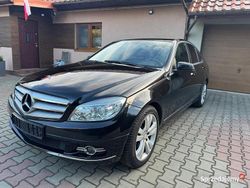 Czarny Używany 2011 Mercedes C180 Sedan/Limuzyna | 31 500 zł (Uczciwa cena)