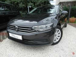 Inny kolor Używany 2021 VW Passat Sedan/Limuzyna | 64 895 zł (Dobra cena)