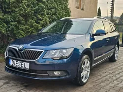 Niebieski (metalik) Używany 2013 Skoda Superb Kombi | 42 900 zł (Uczciwa cena)