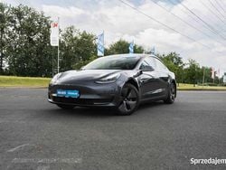 Szary Używany 2019 Tesla Model 3 Sedan/Limuzyna | 78 499 zł (Uczciwa cena)