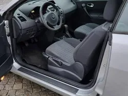 Srebrny Używany 2007 Renault Mégane Cabriolet Kabriolet | 9900 zł