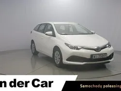 Biały (metalik) Używany 2018 Toyota Auris Active Sedan/Limuzyna | 53 900 zł (Uczciwa cena)