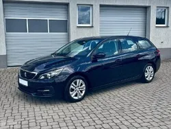 Niebieski Używany 2018 Peugeot 308 Sedan/Limuzyna | 46 000 zł (Dość drogi)