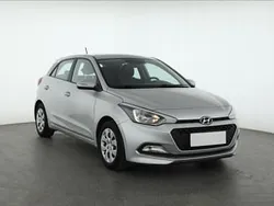 Srebrny Używany 2017 Hyundai i20 Hatchback | 28 999 zł (Dobra cena)