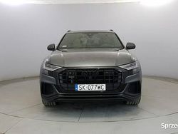 Szary Używany 2022 Audi Q8 Ambiente SUV | 339 900 zł (Uczciwa cena)