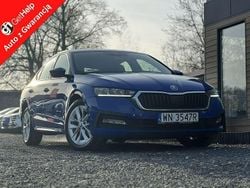 Niebieski Używany 2022 Skoda Octavia Hatchback | 53 890 zł (Uczciwa cena)