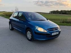 Niebieski Używany 2003 Peugeot 307 Hatchback | 2950 zł (Uczciwa cena)