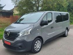 Szary Używany 2017 Renault Trafic Minivan | 46 900 zł (Dobra cena)
