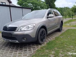 Brązowy Używany 2012 Skoda Octavia Kombi | 22 900 zł (Dobra cena)