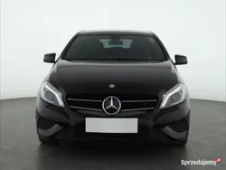 Czarny Używany 2013 Mercedes A180 Hatchback | 39 999 zł