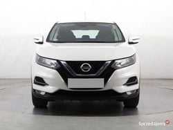 Biały Używany 2017 Nissan Qashqai SUV | 56 999 zł (Uczciwa cena)