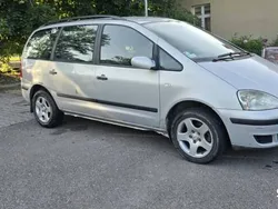 Srebrny Używany 2002 Ford Galaxy Minivan | 2950 zł (Dobra cena)