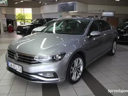 Srebrny Używany 2019 VW Passat Elegance Sedan/Limuzyna | 79 000 zł (Uczciwa cena)