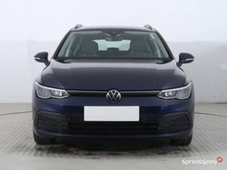 Niebieski Używany 2022 VW Golf VIII Kombi | 61 999 zł (Uczciwa cena)