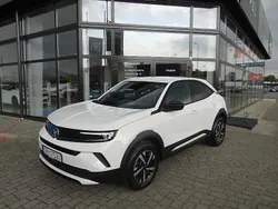 Biały Używany 2025 Opel Mokka Edition SUV | 93 900 zł (Dość drogi)