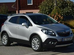 Srebrny Używany 2015 Opel Mokka SUV | 41 900 zł (Dobra cena)