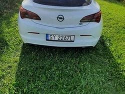 Biały Używany 2013 Opel Astra Hatchback | 51 000 zł