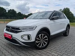 Biały (metalik) Używany 2022 VW T-Roc SUV | 109 900 zł (Uczciwa cena)