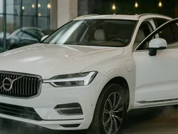 Biały Używany 2021 Volvo XC60 Inscription SUV | 145 000 zł (Uczciwa cena)