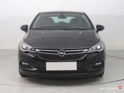 Czarny Używany 2017 Opel Astra Hatchback | 45 499 zł (Uczciwa cena)
