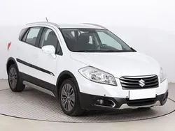 Biały Używany 2015 Suzuki SX4 S-Cross SUV | 49 499 zł (Dobra cena)