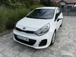 Biały Używany 2015 Kia Rio 2 Hatchback | 32 900 zł